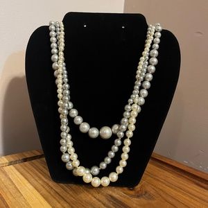 Faux peals 2 necklaces